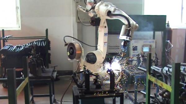 �C���˺��Ӽ��ɑ���